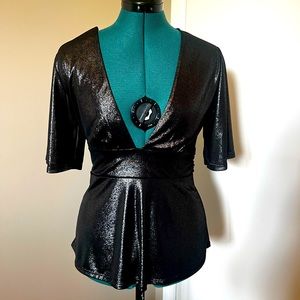 NWT Metallic Express Top